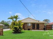 Dual income on 800m2 in a Quiet Cul de Sac with Future...