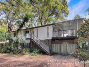 Dual Island Living on 1 Acre Main Home + Granny Flat