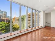 DUAL LEVEL APARTMENT WITH IMPRESSIVE VIEWS IN...