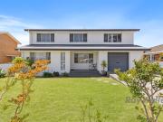DUAL LIVING COASTAL GEM IN ULLADULLA