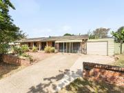 Dual Living Endless Potential on 548sqm Dual Living Endless Potential on 548sqm