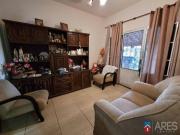 Duas casas à venda, 296 m² por R$ 495.000 Vila Mollon...