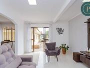 Duas casas de esquina no Campo Comprido