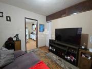 Duas casas no mesmo terreno, com total de 4 quartos, 2...