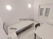 Duas Moradias Remodeladas com Logradouro na Ajuda, com... Duas Moradias Remodeladas com Logradouro na Ajuda, com...