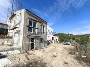 Duas Moradias T1 e T2 de campo em recuperação