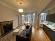 Dudley Drive, Glasgow G12, 2 bed flat to rent, £1,425...