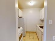 Dundas Apartments Studio Apartment for Rent at 470...