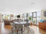 Dungannon House, London, 4 Bedroom Flat