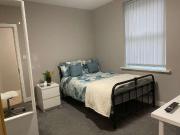 Dunkirk Road Modern Bedroom Student House, NG7