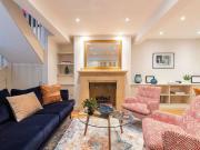 Dunstable Mews