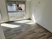 duplex 1 dormitorio con cochera Genova 1548 con cochera