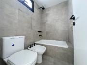 DÚPLEX 1 DORMITORIO DE CATEGORÍA EN POZO, LA PLATA