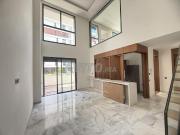 Duplex 2 CH avec salle de sport a louer CFC