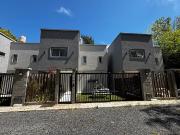 DÚPLEX EN VENTA CITY BELL 2 DORMITORIOS COCHERA