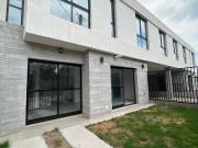 Dúplex 2 dormitorios con cochera Housing Distrito Veinte...