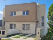 DUPLEX 3 AMBIENTES. BARRIO FELIX U. CAMET
