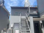 duplex 3 ambientes con entrada de vehículo