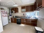 Duplex 3 ambientes, con jardin y parrilla, cochera...