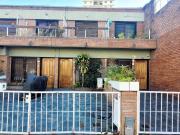 DUPLEX 3 AMBIENTES CON PATIO Y ENTRADA DE AUTO!