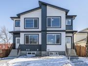 Duplex 3 Bedrooms with Appliances and Excellent Location