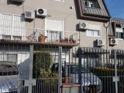 Dúplex 4 ambientes en complejo residencial, con cochera...