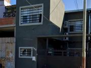 Duplex a la venta en Ezpeleta de 3 ambientes