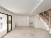 Duplex à venda no Batel com 2 Suítes e 3 Vagas no