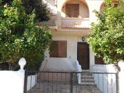 DÚPLEX ADOSADO EN ESQUINA 74 M2 JARDÍN PRIVADO 94 M2 2...