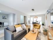 Dúplex Amoblado en Venta en Barrio Greenville 2 de 3...