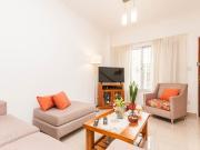 DUPLEX C/ COCH. 3 AMB. AMPLIOS A 2 C. 25 DE MAYO