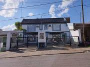 Duplex céntrico de 2 dormitorios con patio pequeño!...