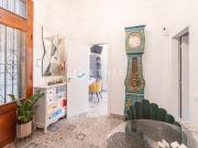 ¡Dúplex con carácter, luz y entrada independiente a...