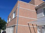 DUPLEX CON COCHERA Y PATIO CON PARRILLA