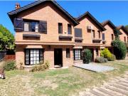 Duplex con Jardín Propio y 3 Dormitorios en Venta