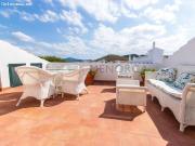 Dúplex con terraza en el puerto de Fornells