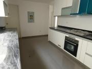 Duplex con terraza frente a parque en valle hermoso