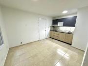 Duplex de 1 dormitorio con patio, reciclado, Lourdes,...