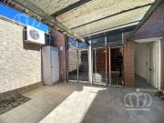 Duplex de 2 ambientes con patio/ espacio guarda coche,...