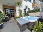 DUPLEX DE 2 DORMITORIOS 3 BAÑOS, PISCINA COMUNITARIA EN...