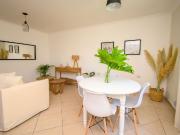 Dúplex de 2 dormitorios sobre Bv Gálvez a la venta