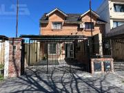 Dúplex de 4 ambientes en barrio residencial de...