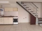 DUPLEX DE DOS DORMITORIOS EN COMPLEJO CERRADO