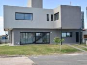 DUPLEX de DOS y TRES Dormitorios ESTRENAR en Solares de...