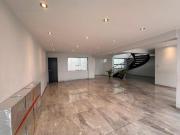 Duplex de Lujo en Monterrico con Espectacular Vista a...