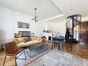 Duplex dernier étage, 111,15 m² au sol, balcon, vue Saône