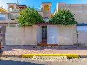 DÚPLEX EN AGUAS NUEVAS CON SOLÁRIUM Y PISCINA