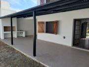 Dúplex en Alquiler/Venta 2 dormitorios, cochera y patio