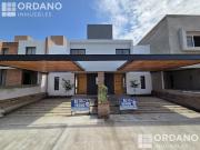 DUPLEX EN DOCTA AVENIDA