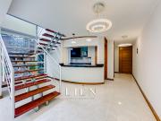 Duplex en Primer piso con Piscina tipo casa I Cochera...